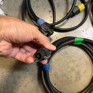 speakon cords for professional speakers 3 cords .